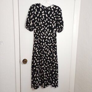Uniqlo:C Black & White Balloon Sleeve Dress